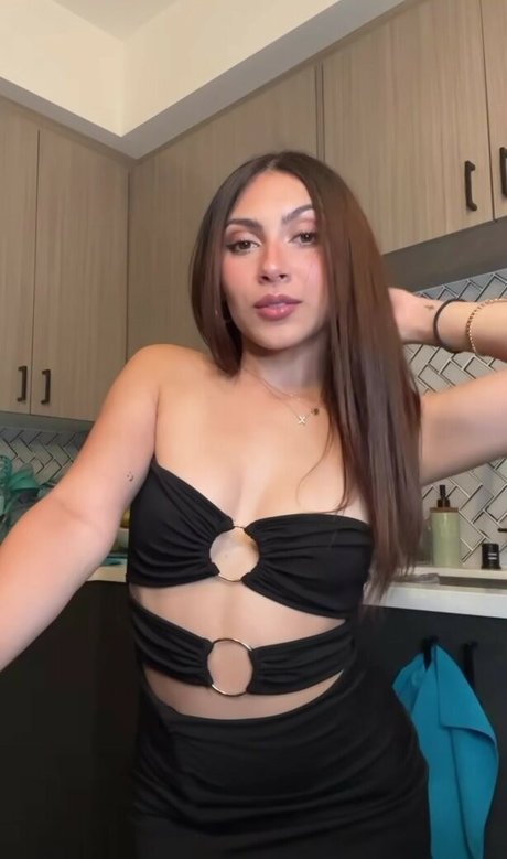 Alondra Delgado star best picture