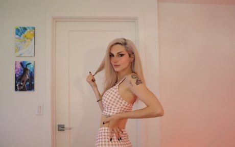 bald pussy onlyfans art naked pictures