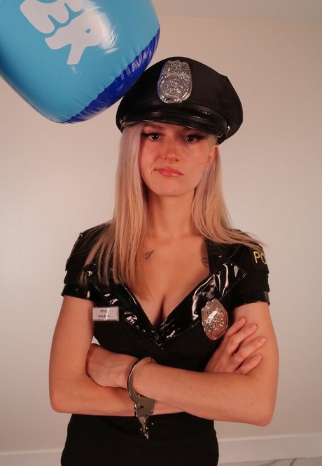 influencer onlyfans nudes pic