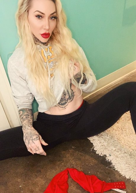 fat shemale onlyfans hd photos