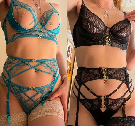 annieecharlottefree pornstar adult photos