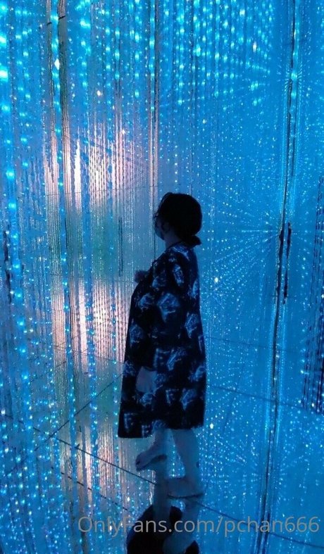 gay influencer onlyfans pornographic photos