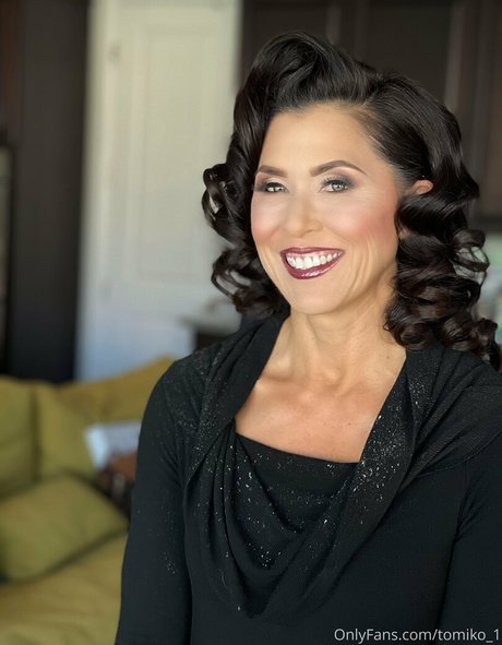 pharmacist onlyfans sexy img