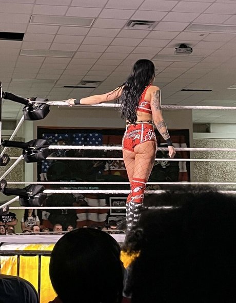 Cora Jade free pornstar img