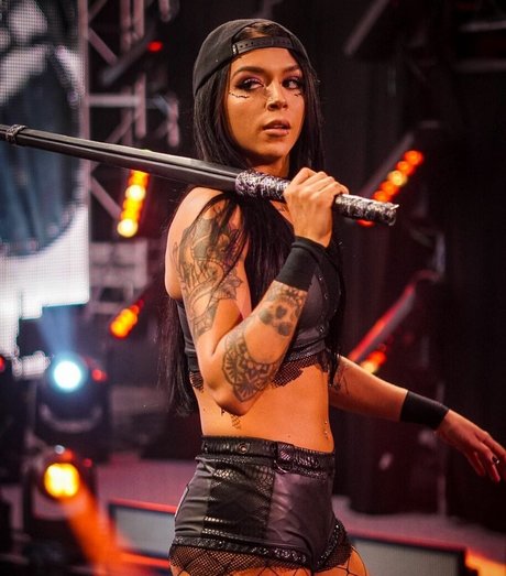 Cora Jade porn actress img