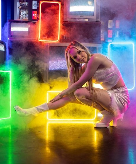 Fasffy xxx star photo