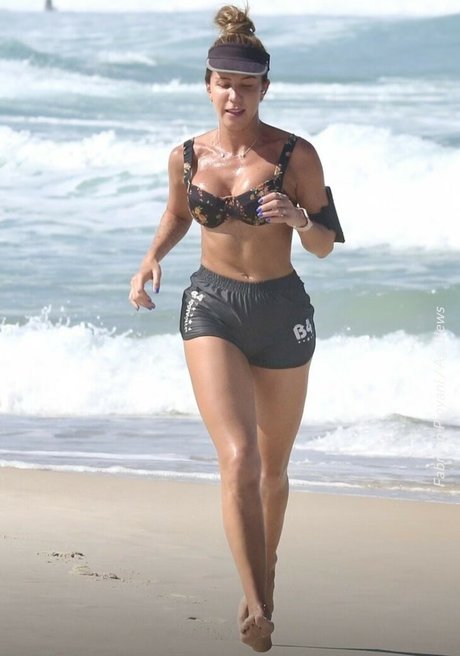 blonde young onlyfans hot naked pics