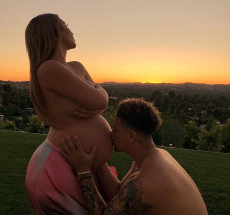 eating onlyfans free porn img