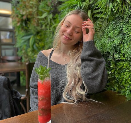 blonde babe onlyfans beautiful xxx img