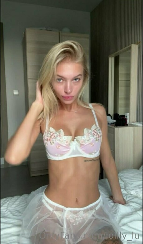 lollly lu nude thumbnail
