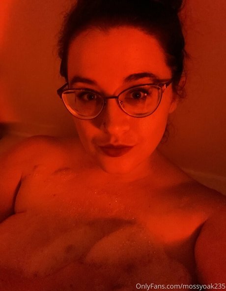 mossyoak235 model nice pictures