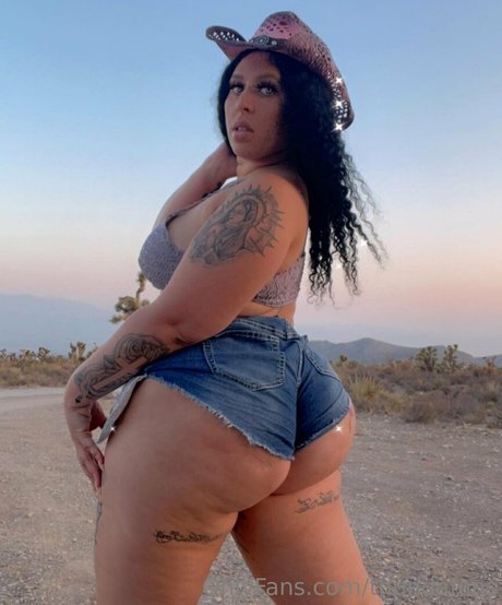 uniform onlyfans best pic