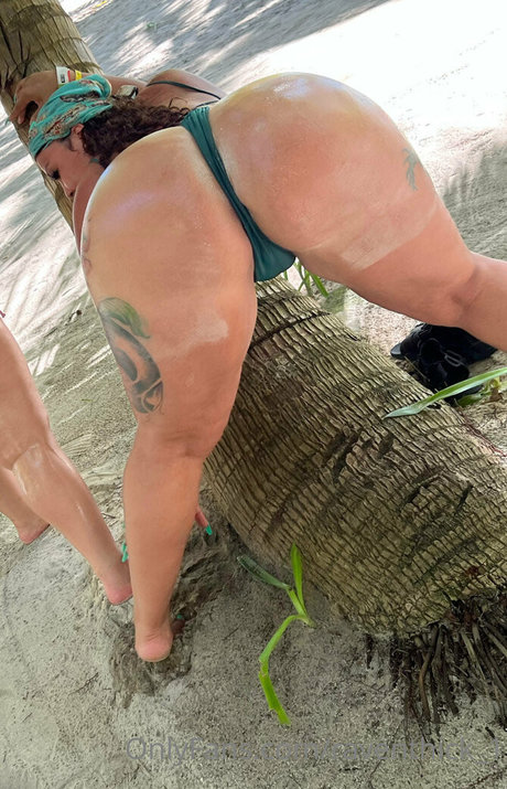 raventhick 1 adult model images