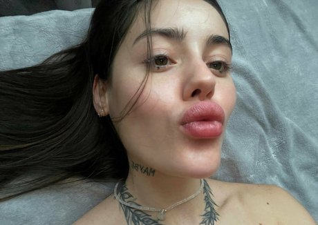 blowjob swallow onlyfans art naked pics