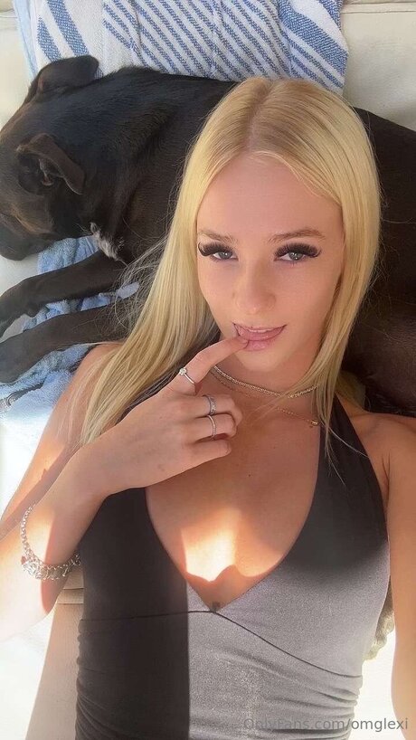 Omglexi adult actress pic