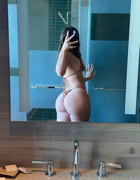 vallbbyxo nude model galleries