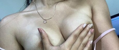 dripping wet pussy onlyfans free nude gallery
