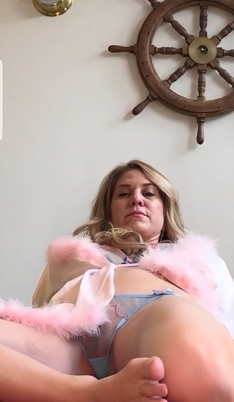blonde pregnant onlyfans free naked pictures
