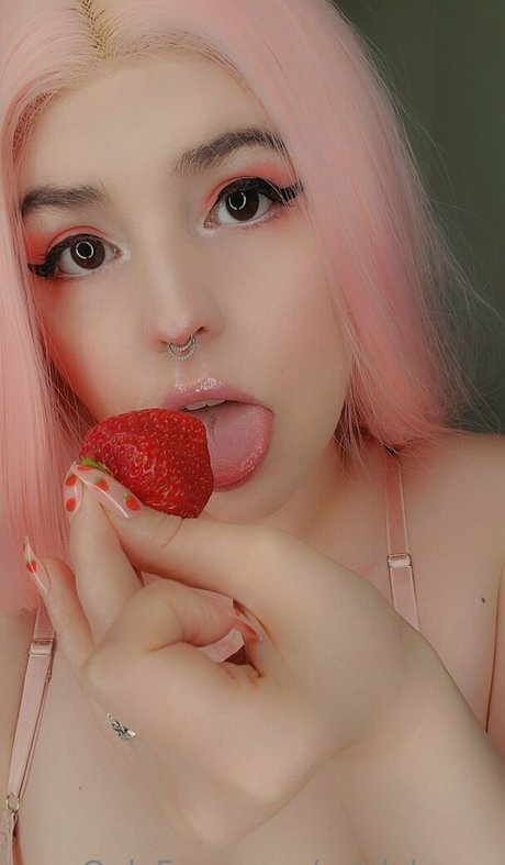 arielakuma hot model images