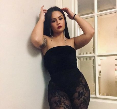 Raqueldr art model pictures