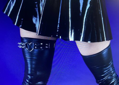 colombian teen onlyfans exclusive image