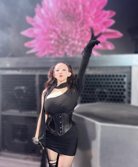 light onlyfans xxx picture