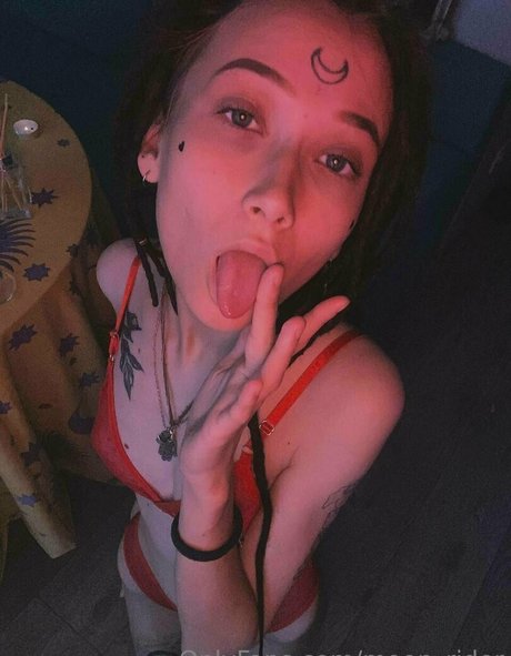 ass spread onlyfans free nude images