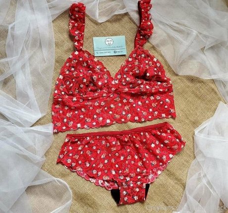 ChonoBlack star naked image