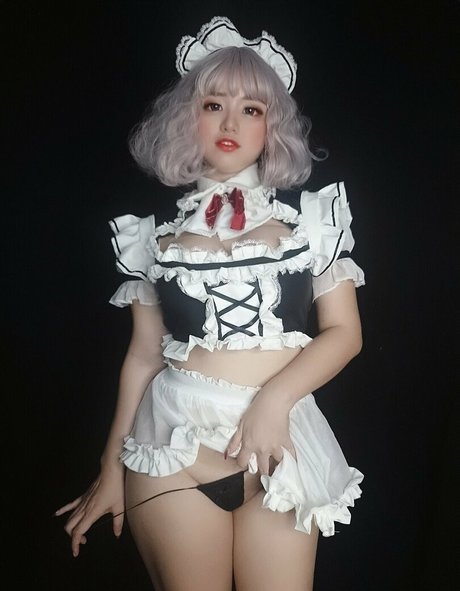 ChonoBlack nude model photo
