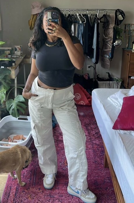 Yamini Nambimadom nude thumbnail