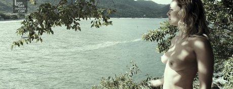 Mariana Ximenes porn model image