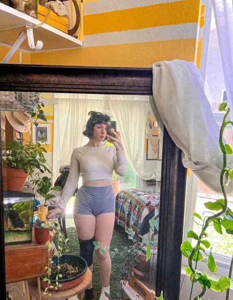 likethebugortheletter pornstar hot images