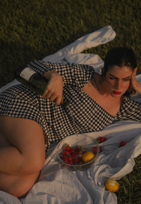 likethebugortheletter pornstar high quality photos