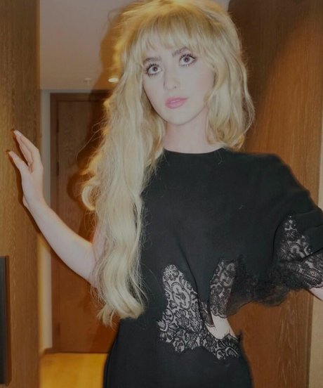 Kathrynton star hot photo