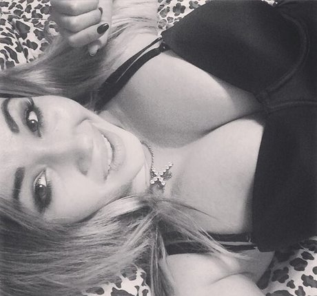 female orgasm onlyfans erotic image