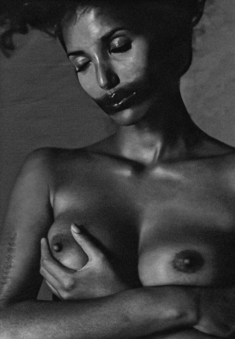 Padma Lakshmi free pornstar image
