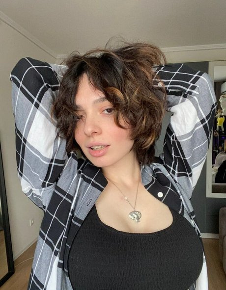 curvy lingerie onlyfans best pictures