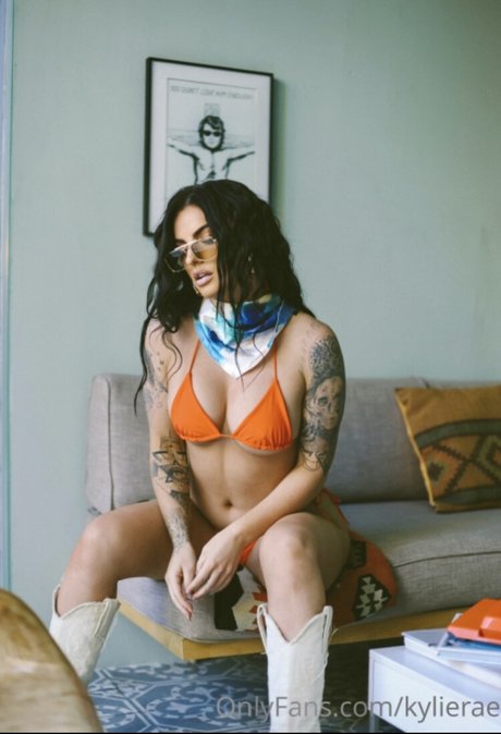 sexy latina onlyfans art nude galleries