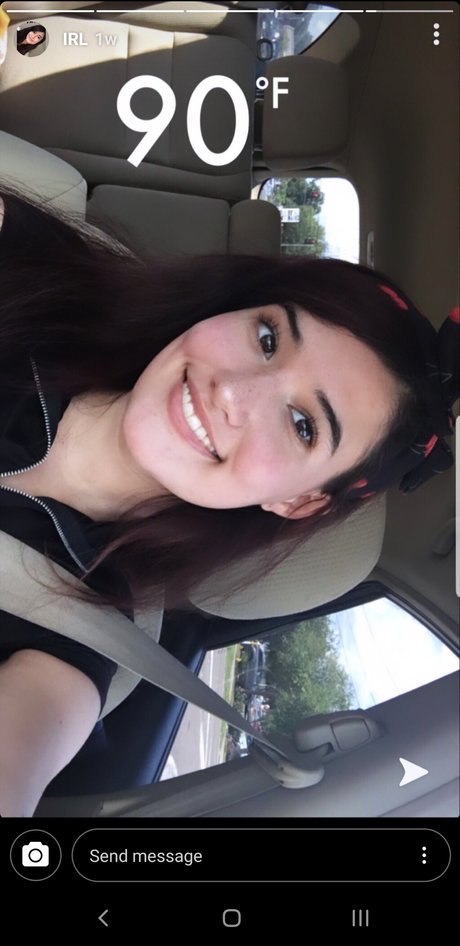 Lia SEXT ME hd pornstar picture