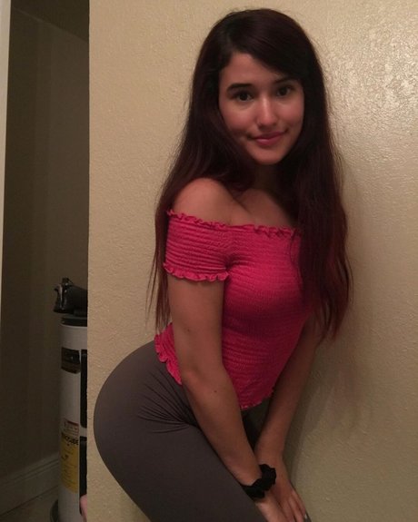 Lia SEXT ME sex pornstar photo