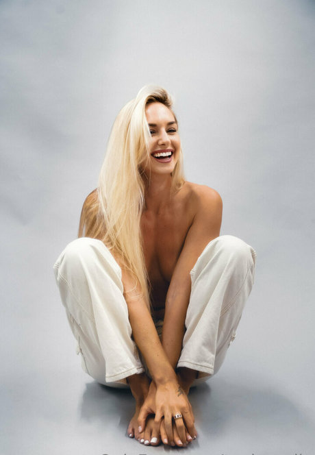 blonde small tits onlyfans best photos