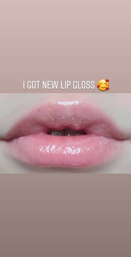 Karrigan Taylor model adult gallery