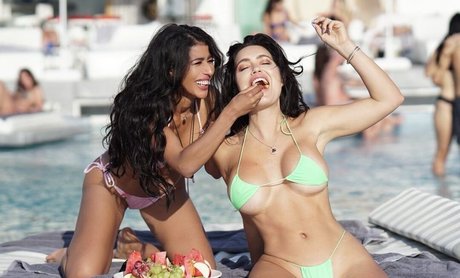 cute babe onlyfans adult pictures