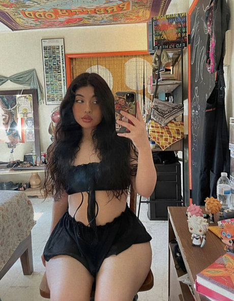 vindigoo model exclusive photo