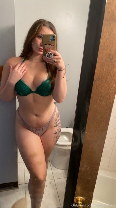 Violet Quinn star porn pictures