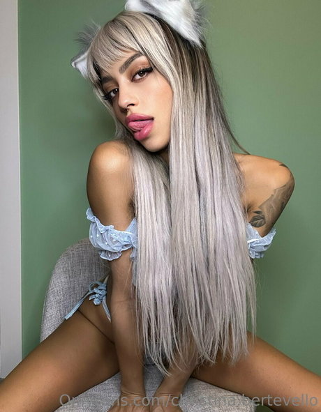 mom daughter onlyfans xxx pic