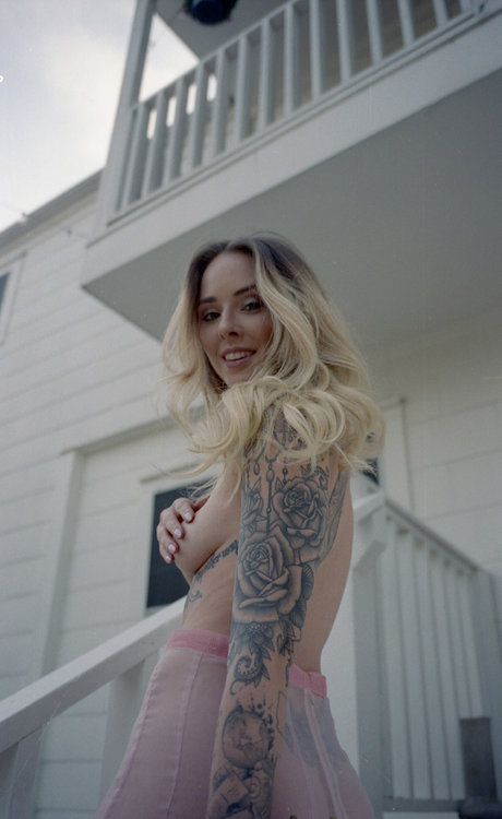 Alysha Nett star sexy picture