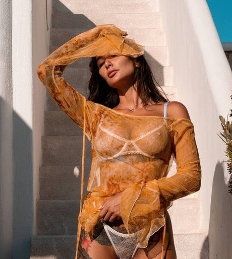 hips onlyfans sexy nude photo