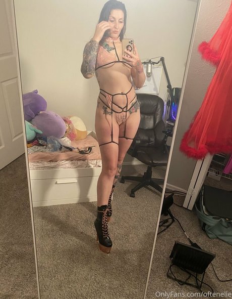 OftenElle art star pics