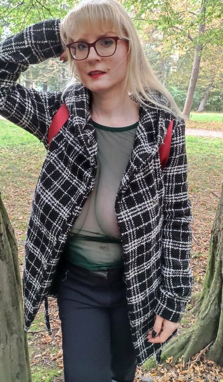 Casey Deluxe hot pornstar photo